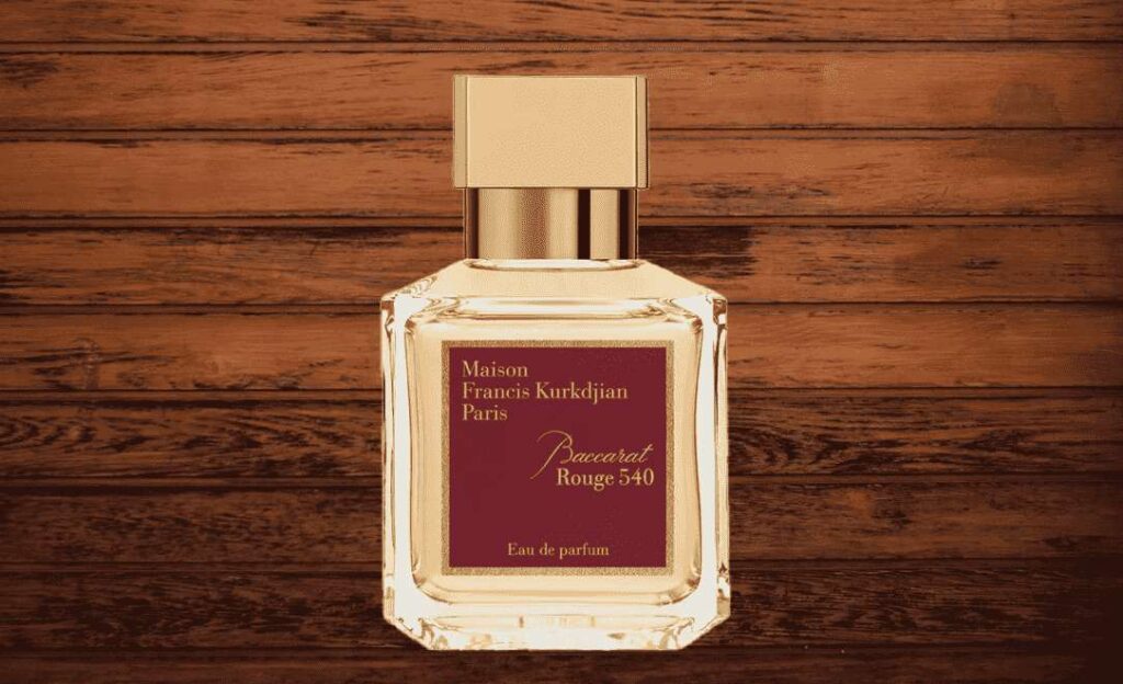 Baccarat Rouge 540 is one of the most popular niche fragrances, a good smelling fragrance